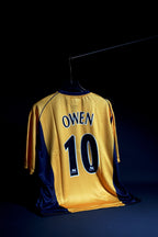 Liverpool FC | OWEN #10 | 2000-01 | Away Kit | Retro Design | Yellow & Black | Oversized Fit