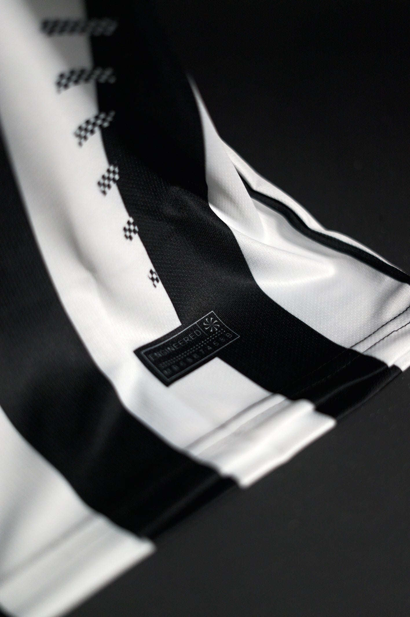 Santos FC | NEYMAR JR #11 | 2011-12 | Home Kit | Retro Design | Black & White | Oversized Fit