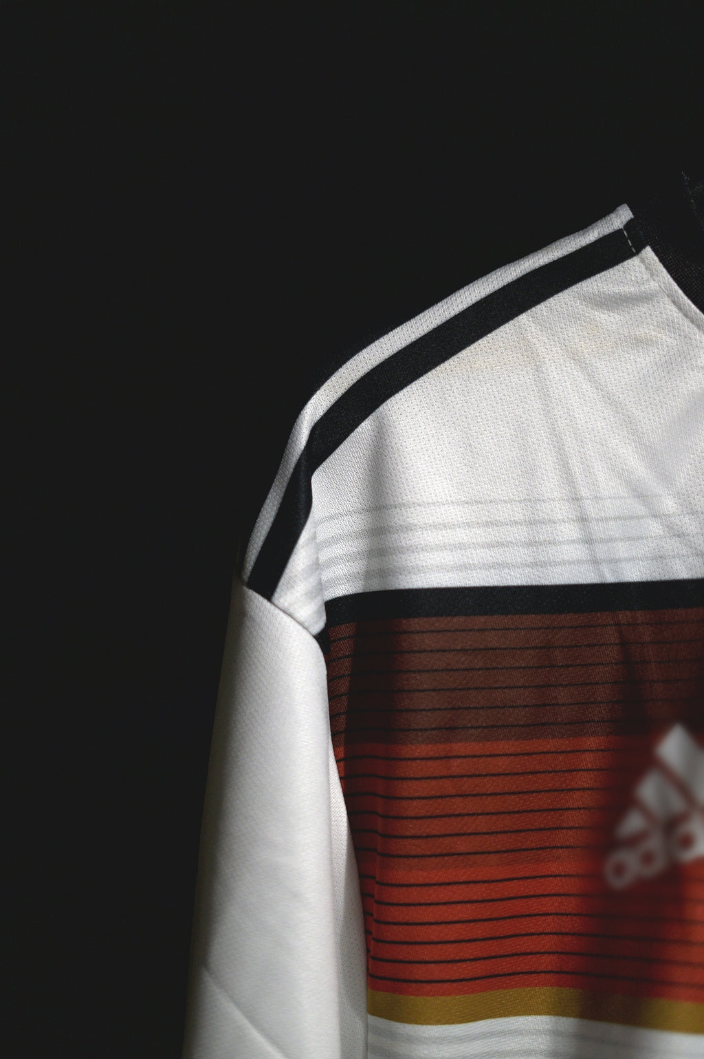 Germany | TONI KROOS #18 | 2014 FIFA Worldcup | Home Kit | Retro Design | White & Red | Oversized Fit