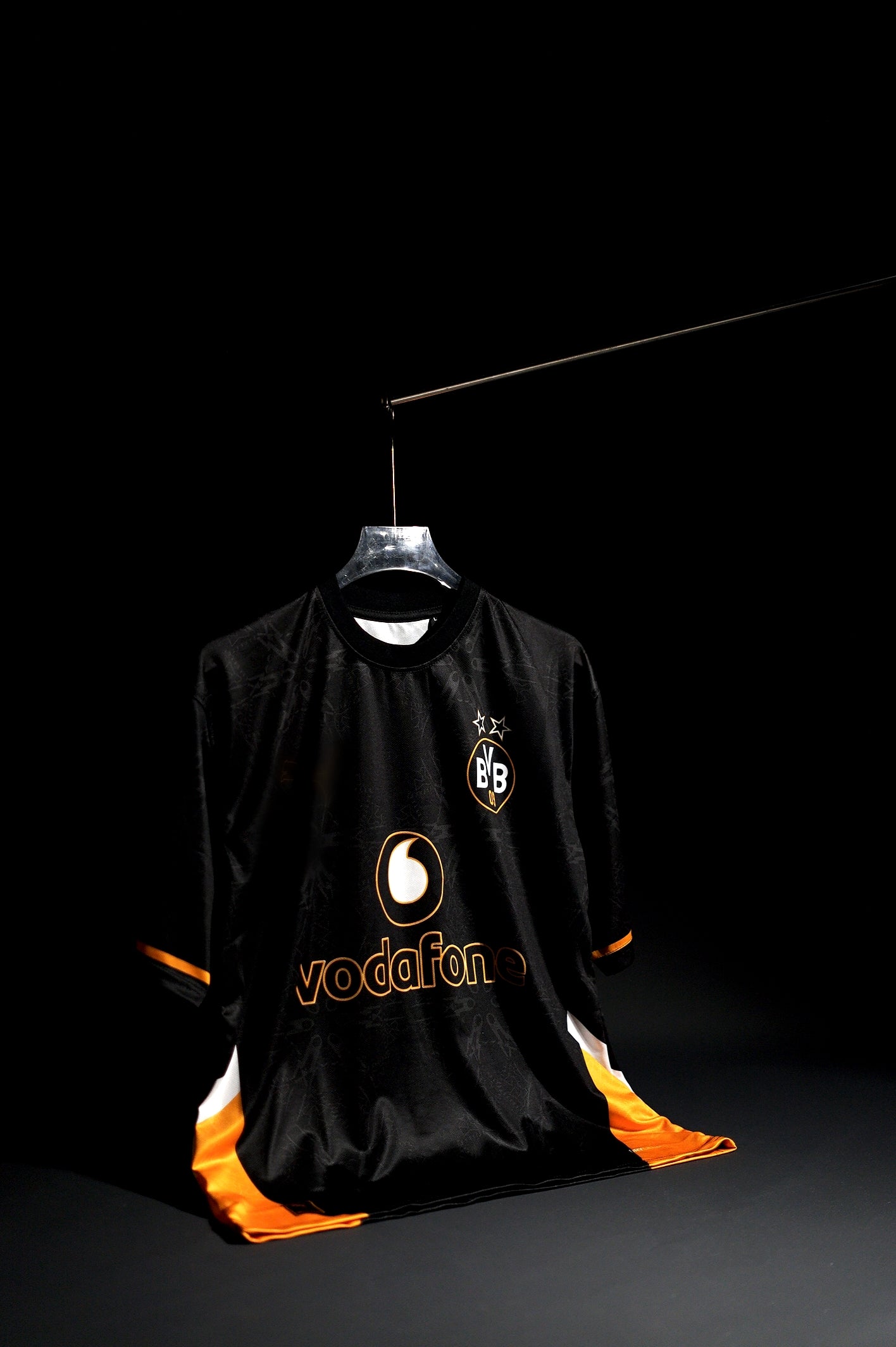 Borussia Dortmund FC | REUS #11 | 2009-10 | Away Kit | Retro Design | Black & Orange | Oversized Fit