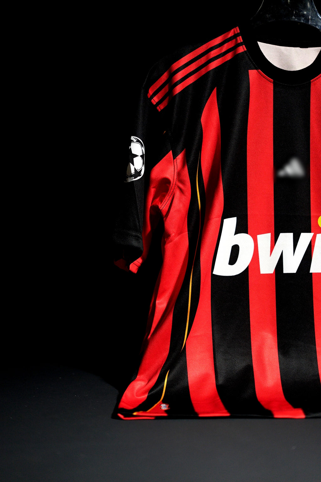 AC Milan | KAKA # 22 | 2006-07 | Home Kit | Retro Design | Black & Red | Oversized Fit