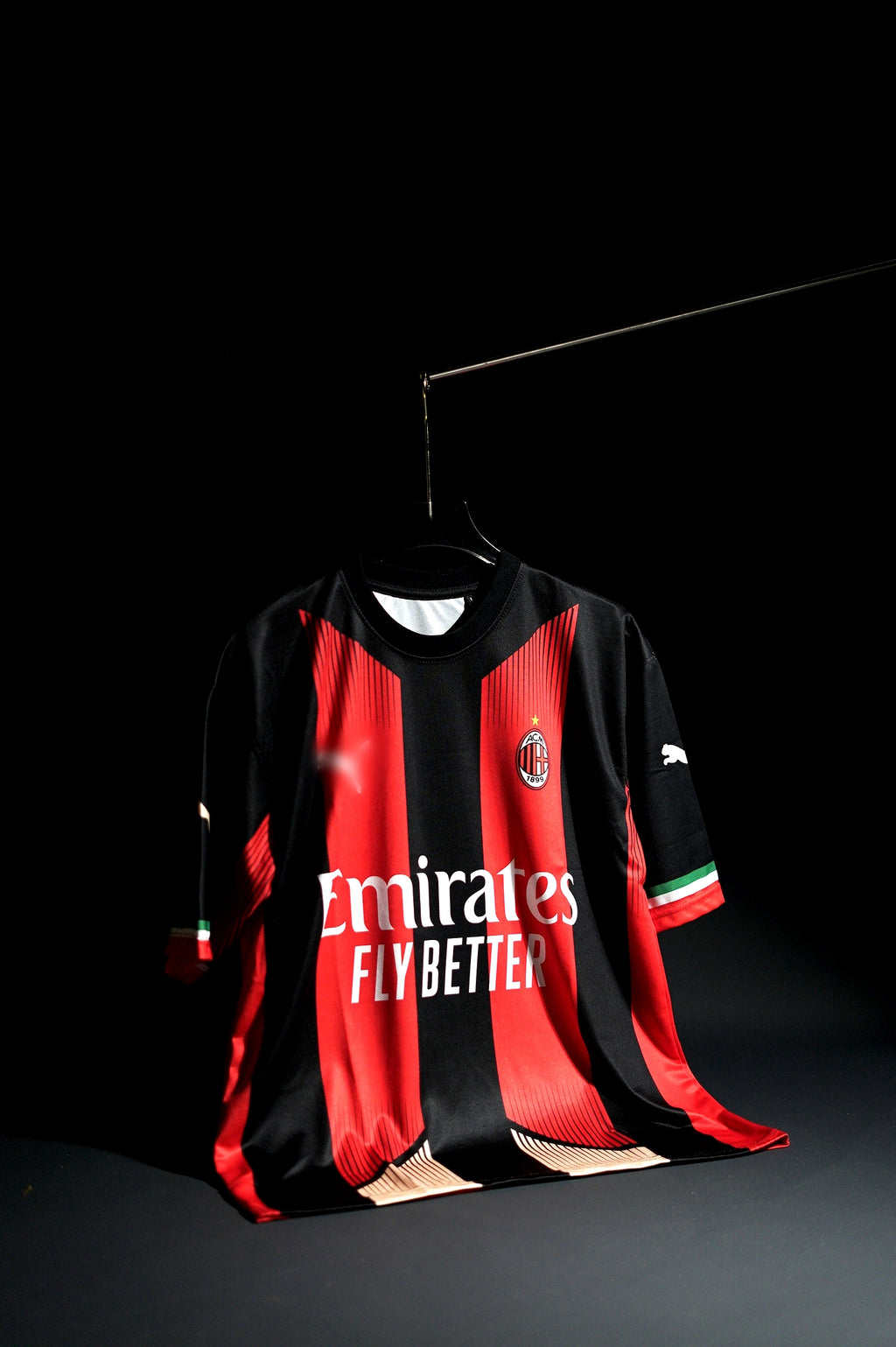 AC Milan | SHEVCHENKO #10 | 2002-03 | Third Kit | Retro Design | Red & Black | Oversized Fit