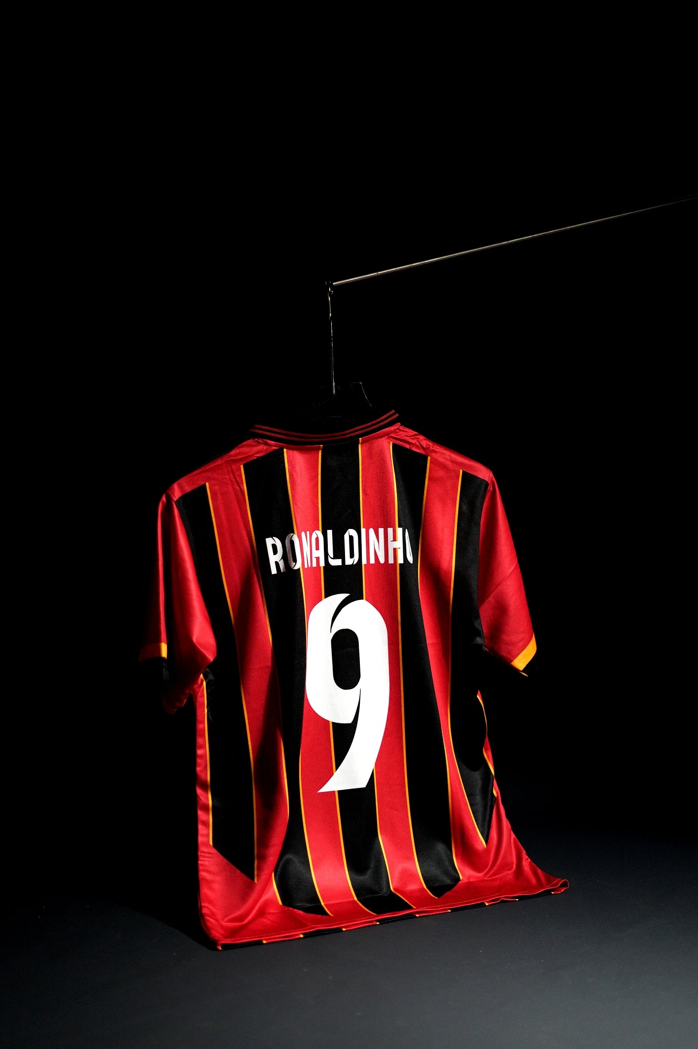 AC Milan | RONALDINHO #9 | 2024-25 | Home Kit | Red & Black | Special Design | Collared Kit | Oversized Fit