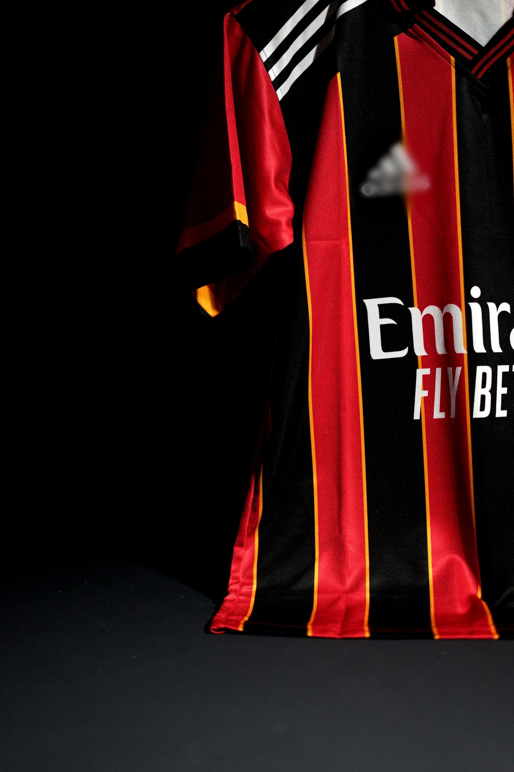 AC Milan | RONALDINHO #9 | 2024-25 | Home Kit | Red & Black | Special Design | Collared Kit | Oversized Fit