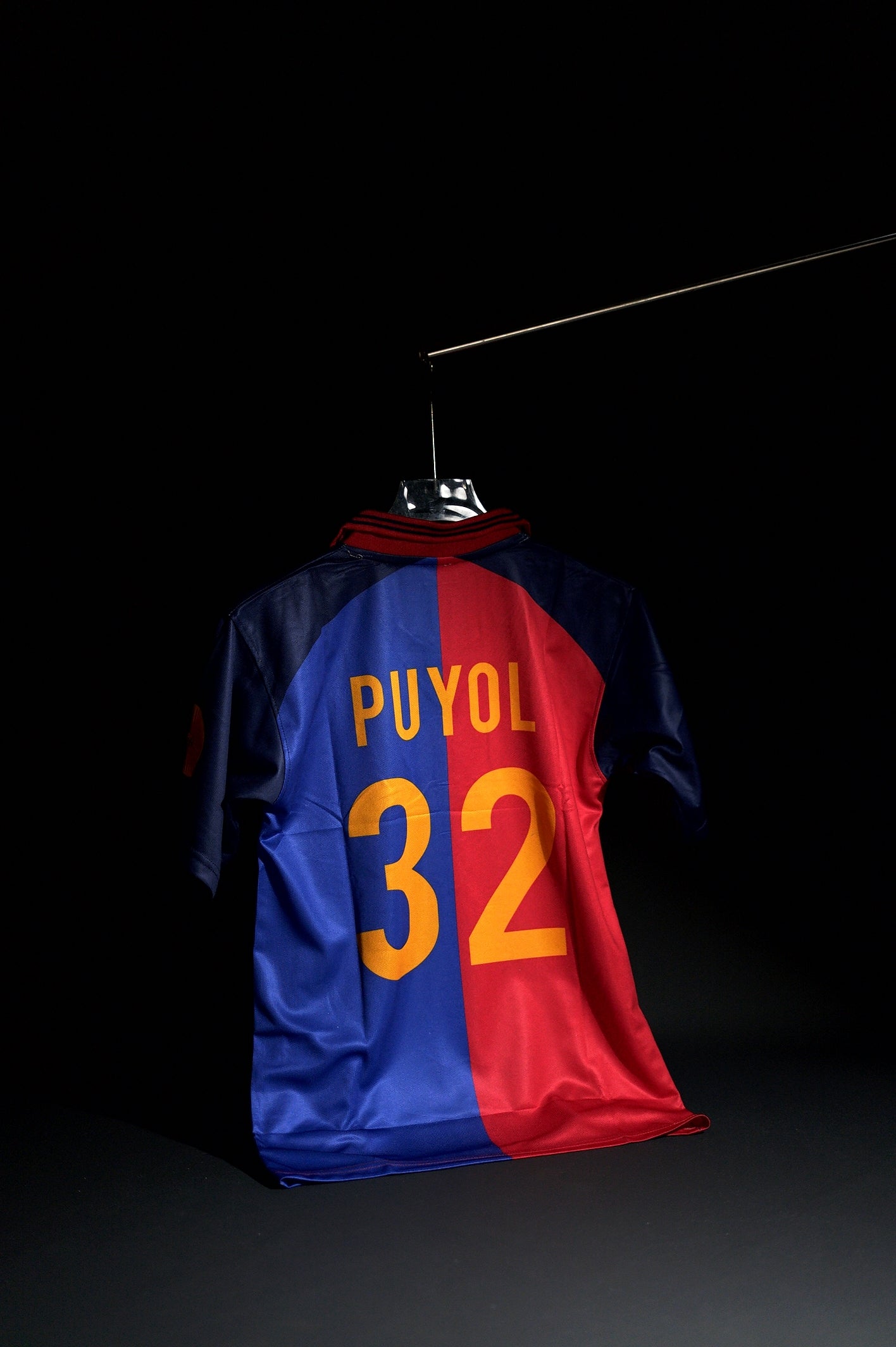 FC Barcelona | PUYOL #32 | 1999-00 | Home Kit | Retro Design | Red & Blue | Oversized Fit