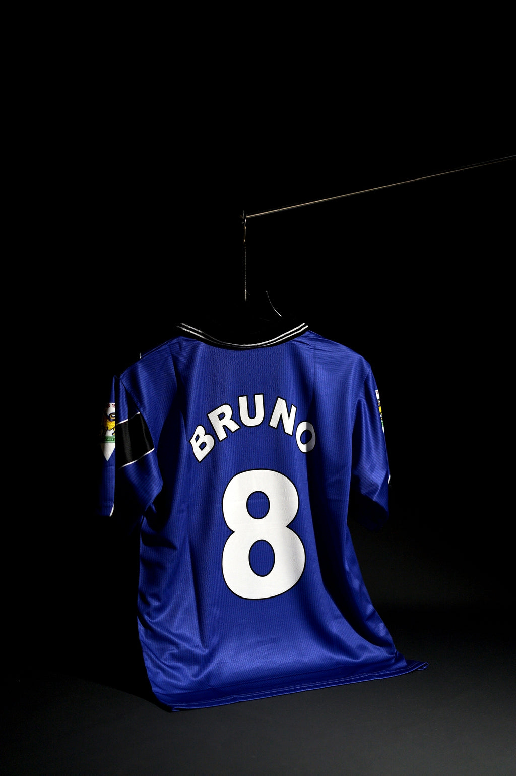 Manchester United | BRUNO FERNANDES # 8 | 1996-97 | Third Kit Replica | Retro Design | Blue | Oversized Fit