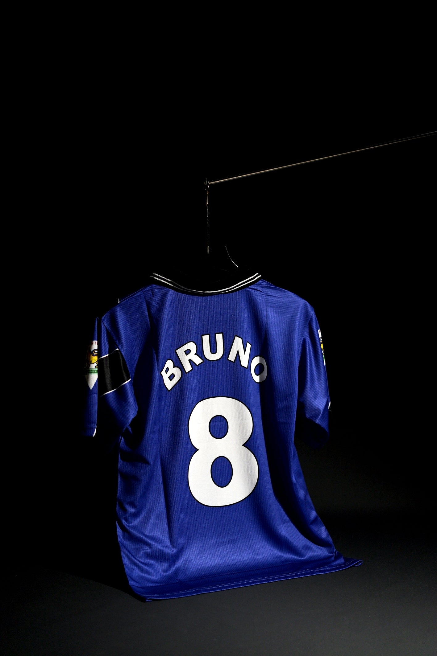 Manchester United | BRUNO FERNANDES # 8 | 1996-97 | Third Kit Replica | Retro Design | Blue | Oversized Fit
