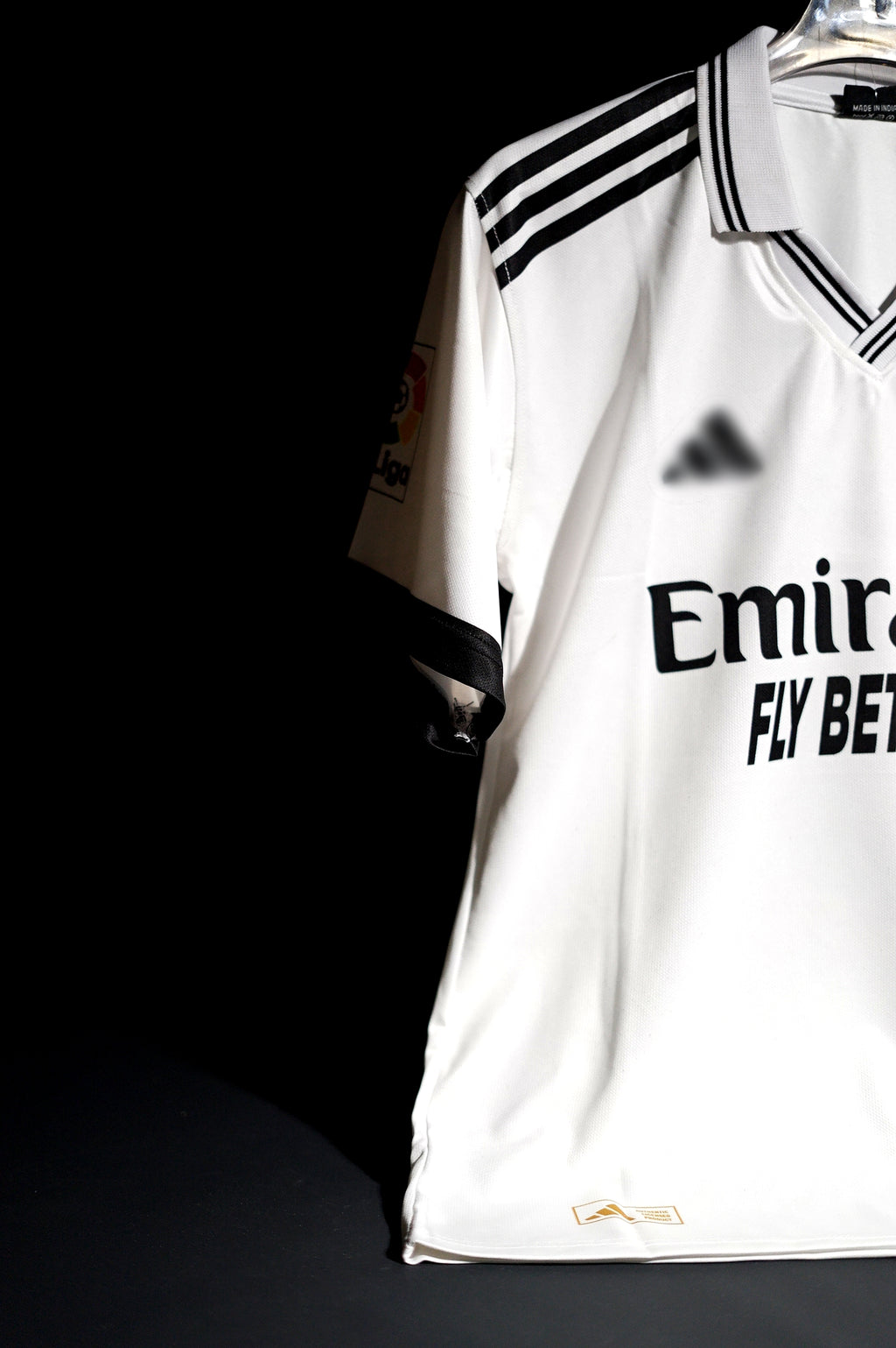 Real Madrid FC | CRISTIANO RONALDO #7 | 2016-17 | Home Kit | Retro Design | White | Collared Kit | Oversized  Fit