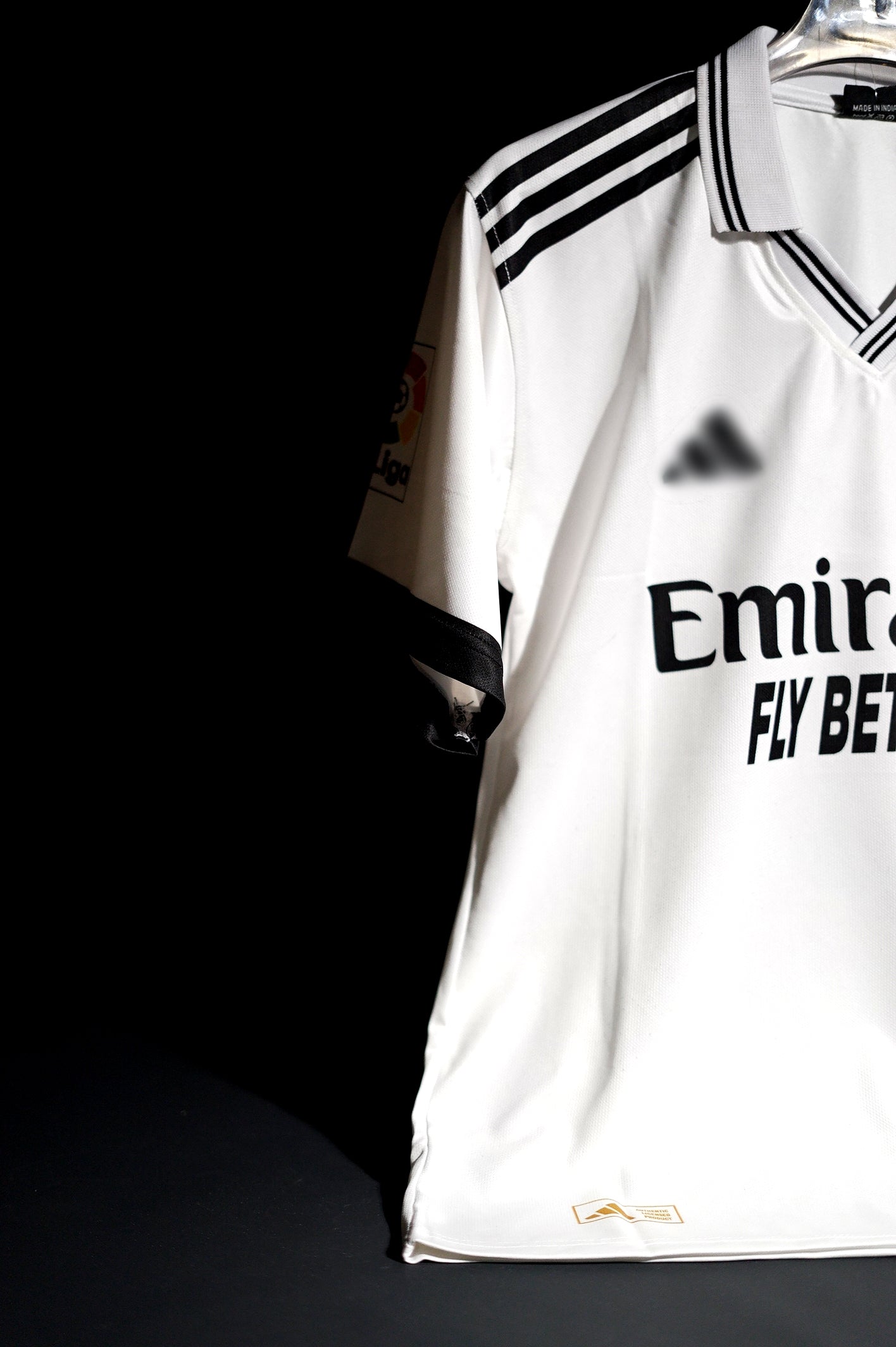 Real Madrid FC | CRISTIANO RONALDO #7 | 2016-17 | Home Kit | Retro Design | White | Collared Kit | Oversized  Fit