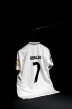 Real Madrid FC | CRISTIANO RONALDO #7 | 2016-17 | Home Kit | Retro Design | White | Collared Kit | Oversized  Fit