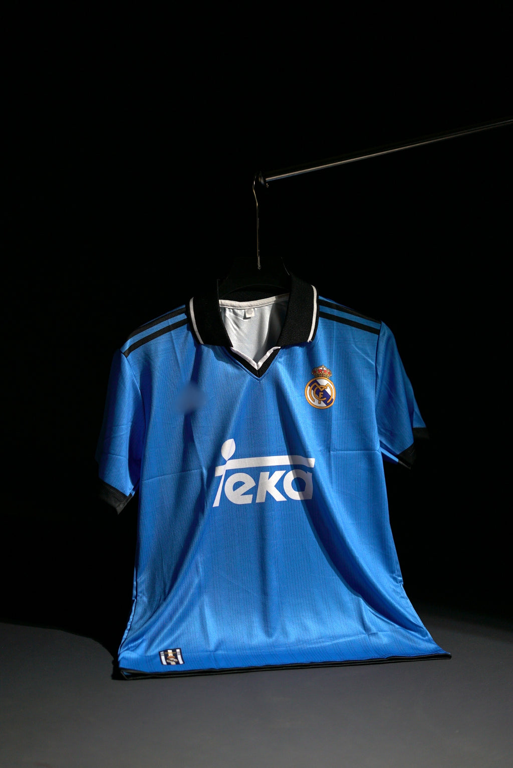 Real Madrid FC | RAUL #7 | 1999-00 | Third Kit | Teka | Retro Design | Blue | Collared Kit | Regular Fit
