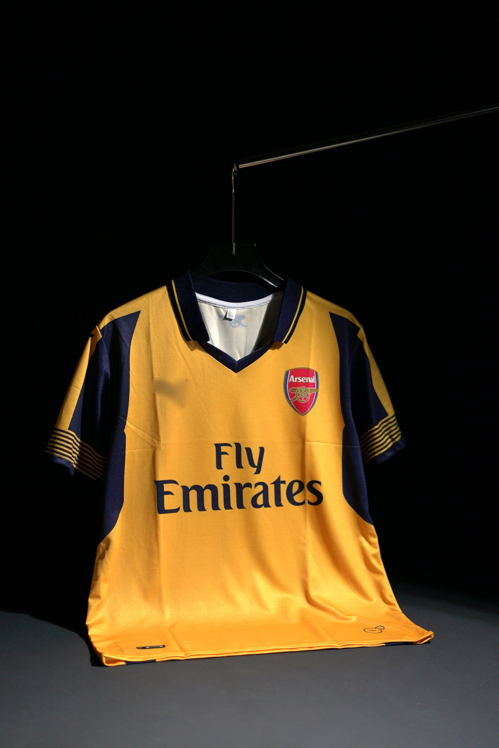 Arsenal FC | OZIL #11 | 2016-17 | Away Kit | Fly Emirates | Retro Design | Yellow | Collared Kit | Regular Fit