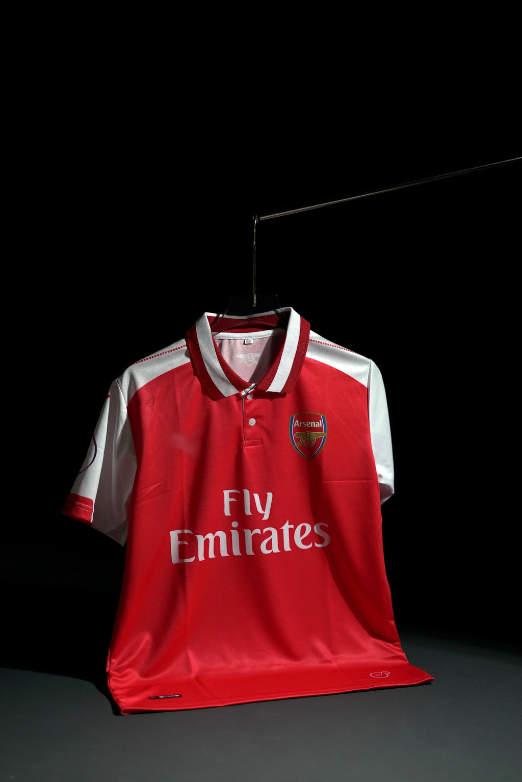 Arsenal FC | OZIL #11 | 2017-18 | Home Kit | Fly Emirates | Retro Design | Red | Collared Kit | Regular Fit