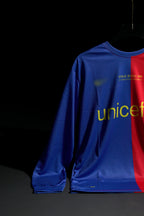 FC Barcelona | LIONEL MESSI #10 | 2008-09 | UCL Final | Home Kit | Unicef | Retro Design | Red & Blue | Full Sleeve Fit