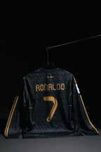 Real Madrid FC | CRISTIANO RONALDO #7 | 2011-12 | Home Kit | bwin | Retro Design | Black | Full Sleeve Fit