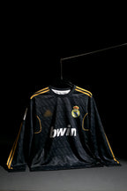 Real Madrid FC | CRISTIANO RONALDO #7 | 2011-12 | Home Kit | bwin | Retro Design | Black | Full Sleeve Fit