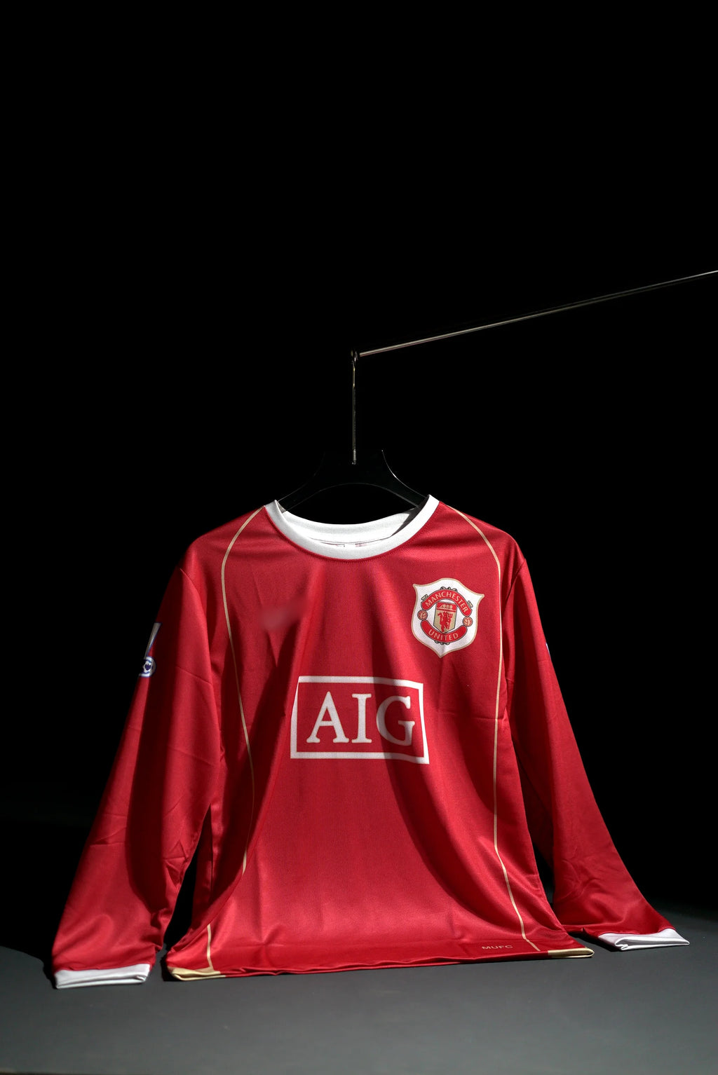 Manchester United FC | CRISTIANO RONALDO #7 | 2006-07 | Home Kit | AIG | Retro Design | Red | Full Sleeve Fit