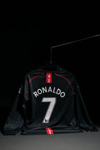 Manchester United FC | CRISTIANO RONALDO #7 | 2007-08 | Away Kit | AIG | Retro Design | Black | Full Sleeve Fit