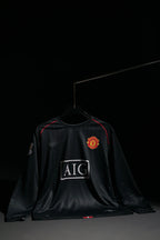 Manchester United FC | CRISTIANO RONALDO #7 | 2007-08 | Away Kit | AIG | Retro Design | Black | Full Sleeve Fit