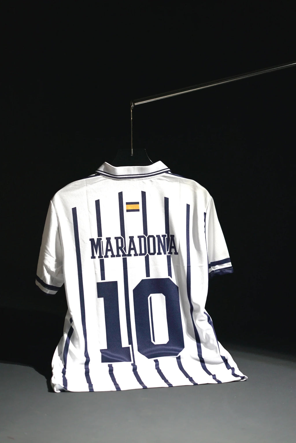 Boca Juniors FC | DIEGO MARADONA #10 | 1996-97 | Away Kit | Quilmes | Retro Design | White | Collared Kit | Regular Fit
