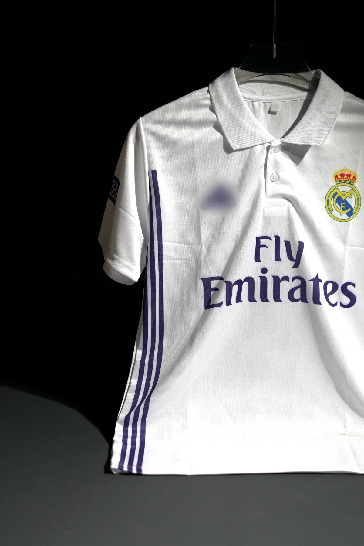 Real Madrid FC | CRISTIANO RONALDO #7 | 2016-17 | Home Kit | Fly Emirates | Retro Design | White | Collared Kit | Regular Fit