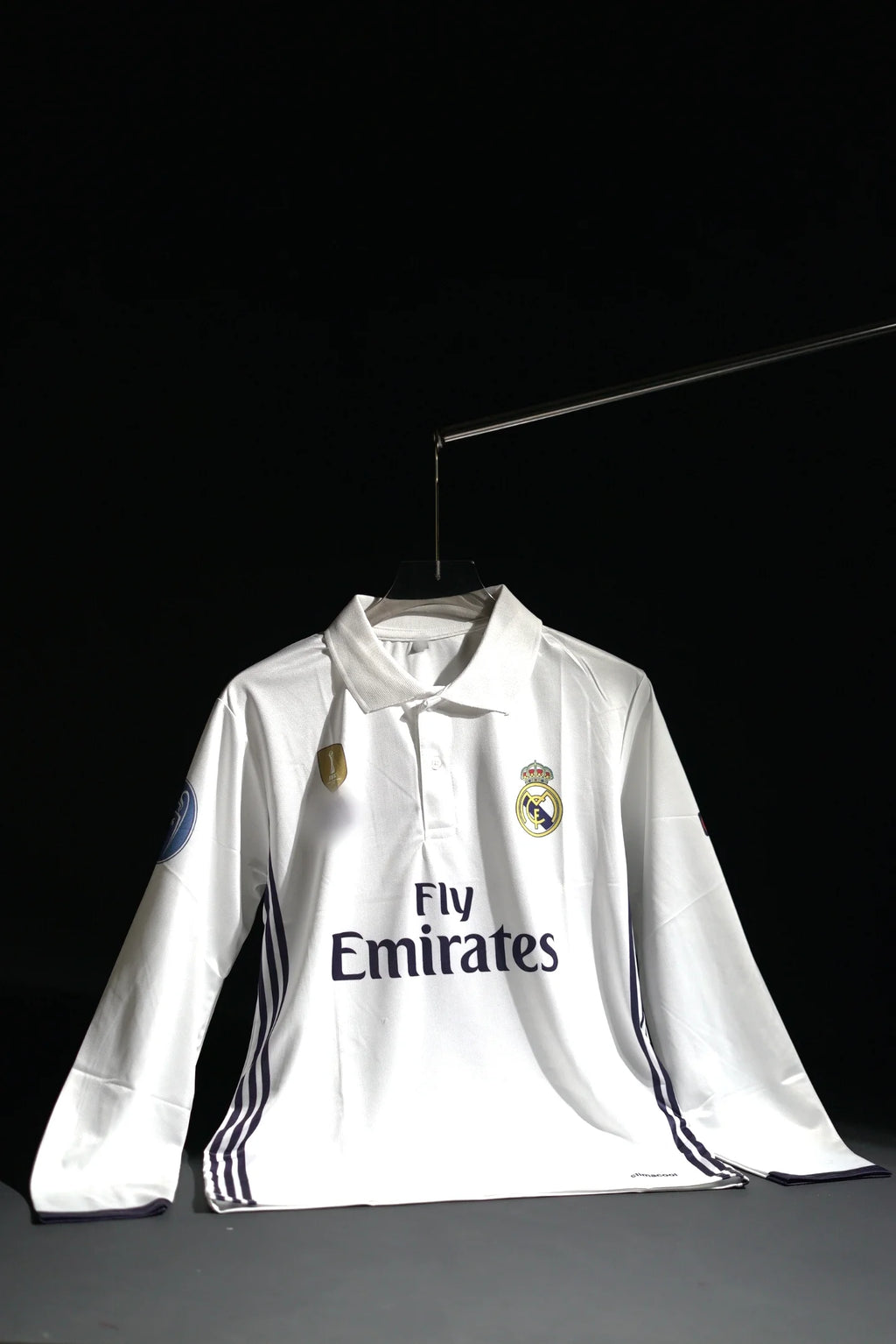 Real Madrid FC | CRISTIANO RONALDO #7 | 2016-17 | Home Kit | Fly Emirates | Retro Design | White | Collared Kit | Fullsleeve Fit