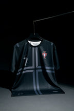 Portugal | CRISTIANO RONALDO #7 | 2013-14| Away Kit | Retro Design | Black | Regular Fit