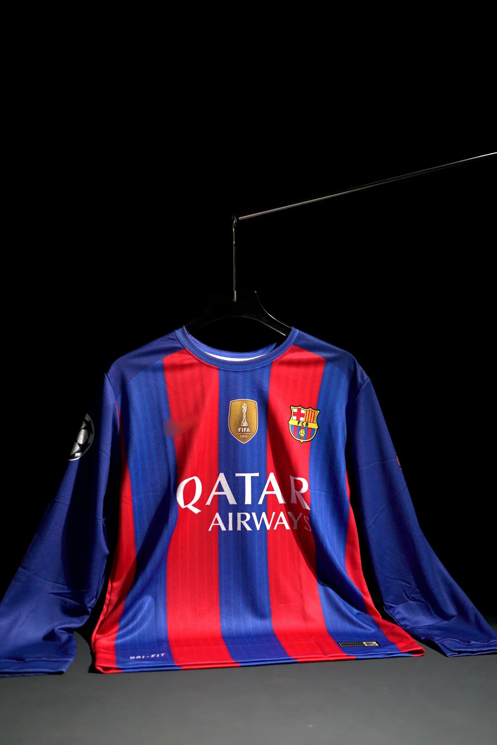 FC Barcelona | LIONEL MESSI #10 | 2014-15 | Away Kit | Qatar Airways | Retro Design | Blue & Red | Full Sleeve Fit