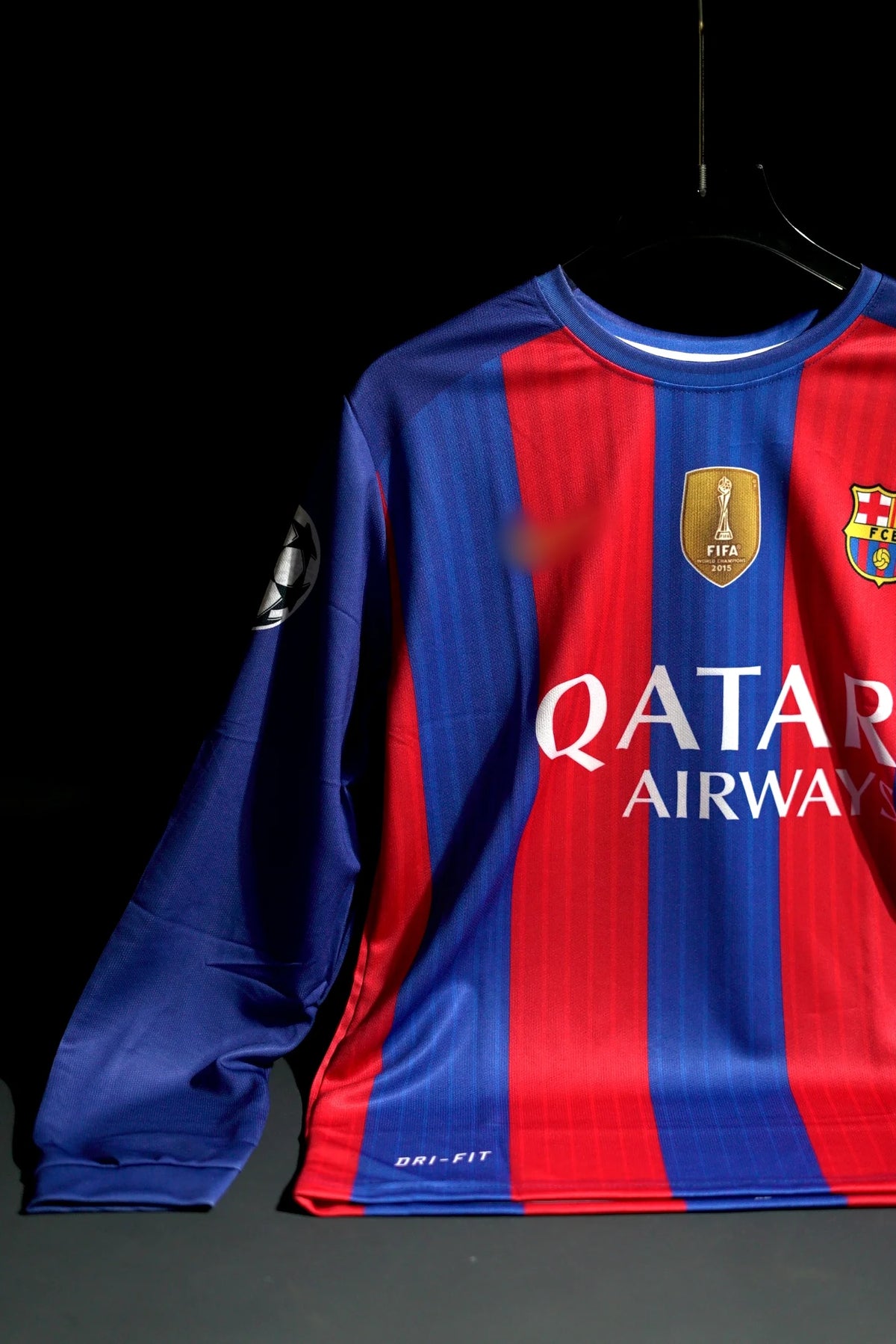 FC Barcelona | LIONEL MESSI #10 | 2014-15 | Away Kit | Qatar Airways | Retro Design | Blue & Red | Full Sleeve Fit