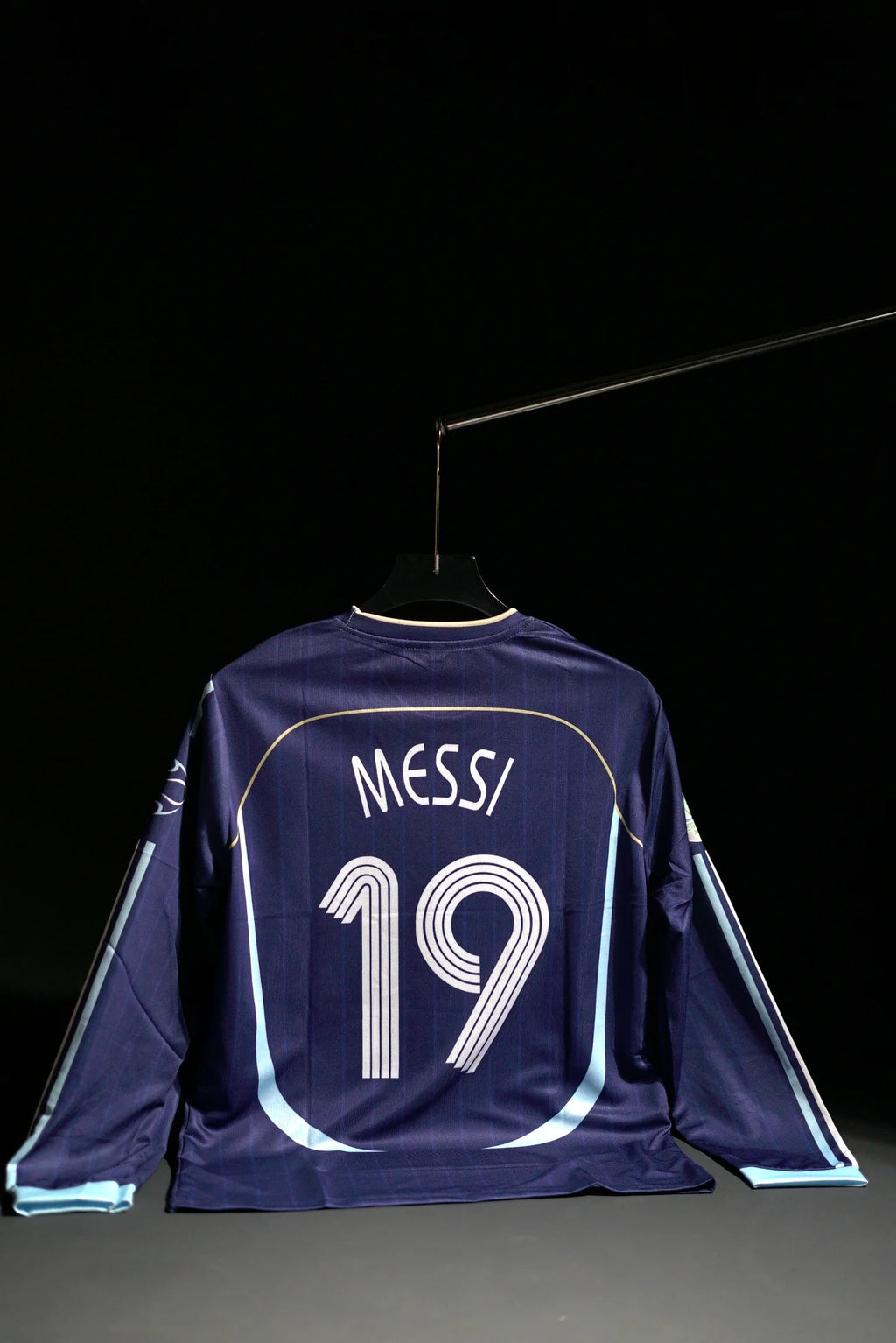 Argentina | LIONEL MESSI #10 | 2006 FIFA World Cup | Away Kit | Retro Design | Dark Blue | Full Sleeve Fit