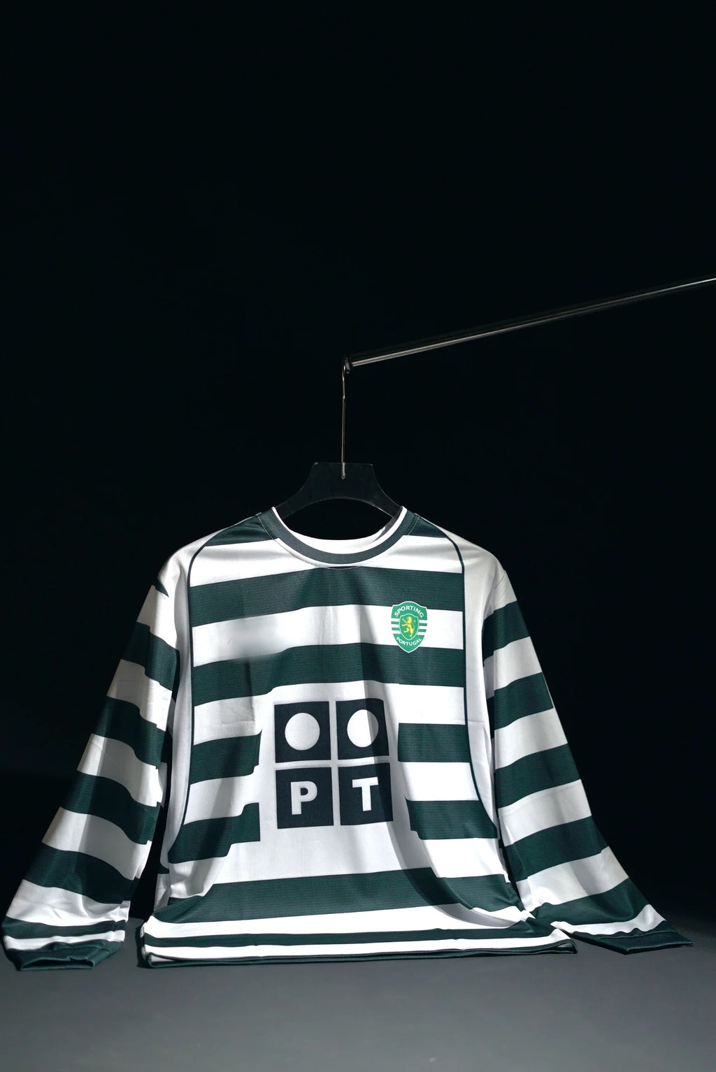 Sporting CP | CRISTIANO RONALDO #28 | 2001-03 | Home Kit | PT | Retro Design | Green & White | Full Sleeve Fit