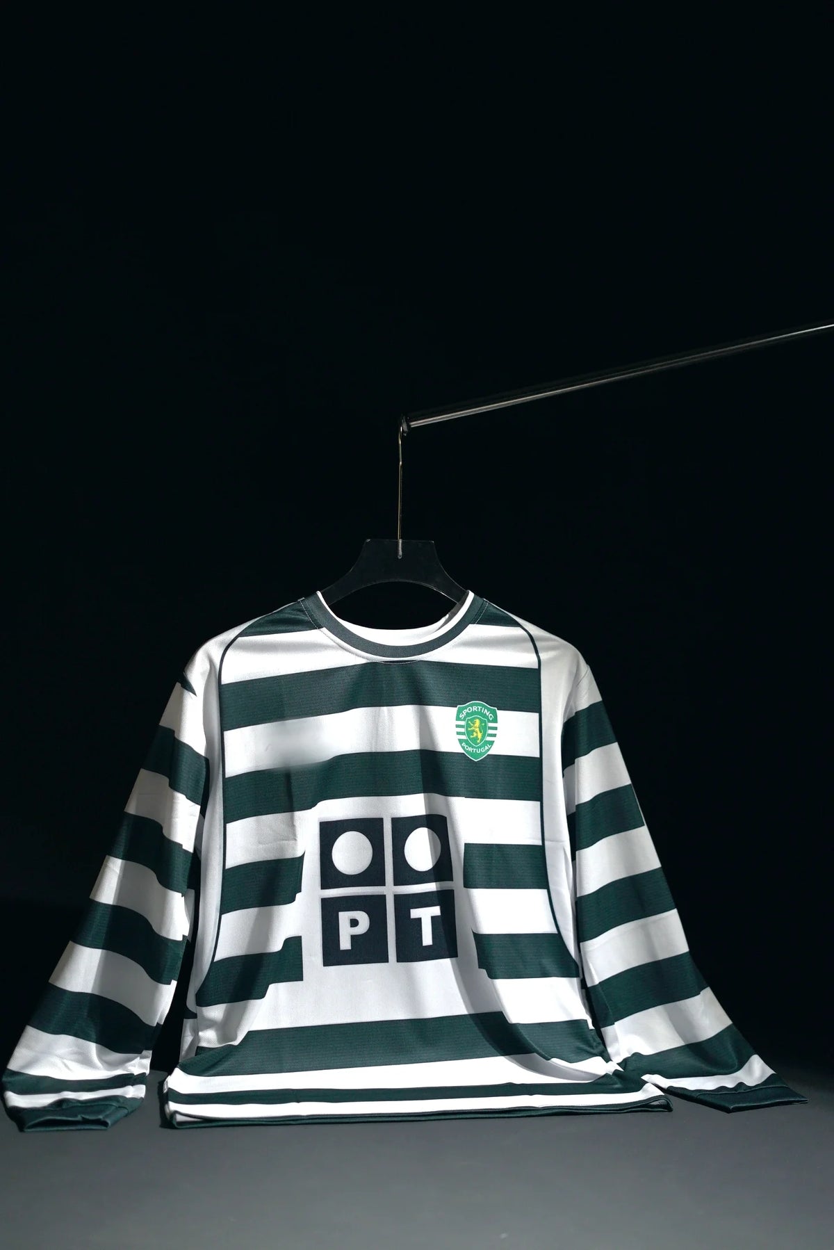 Sporting CP | CRISTIANO RONALDO #28 | 2001-03 | Home Kit | PT | Retro Design | Green & White | Full Sleeve Fit