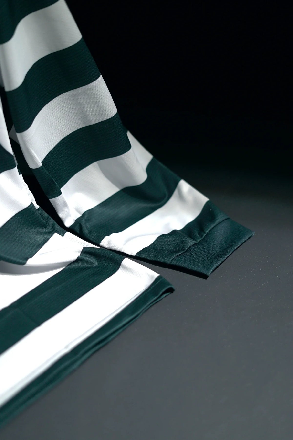 Sporting CP | CRISTIANO RONALDO #28 | 2001-03 | Home Kit | PT | Retro Design | Green & White | Full Sleeve Fit