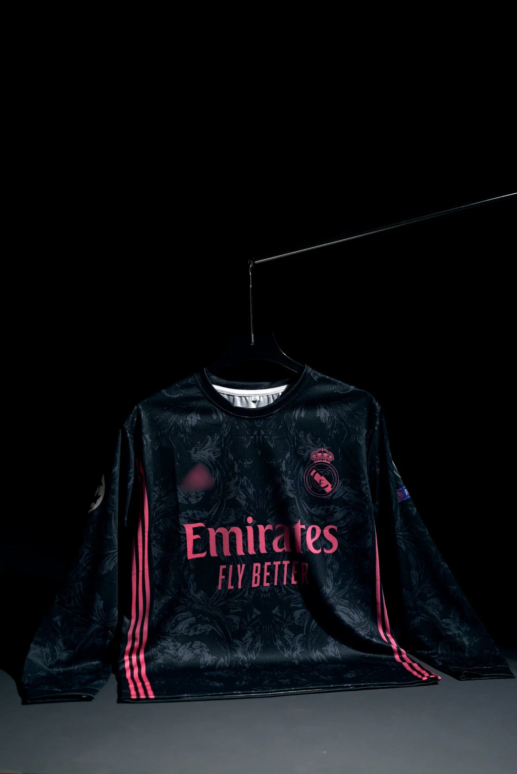 Real Madrid | SERGIO RAMOS #4 | 2020-21 | Third Kit | Emirates | Retro Design | Black & Pink | Full Sleeve Fit
