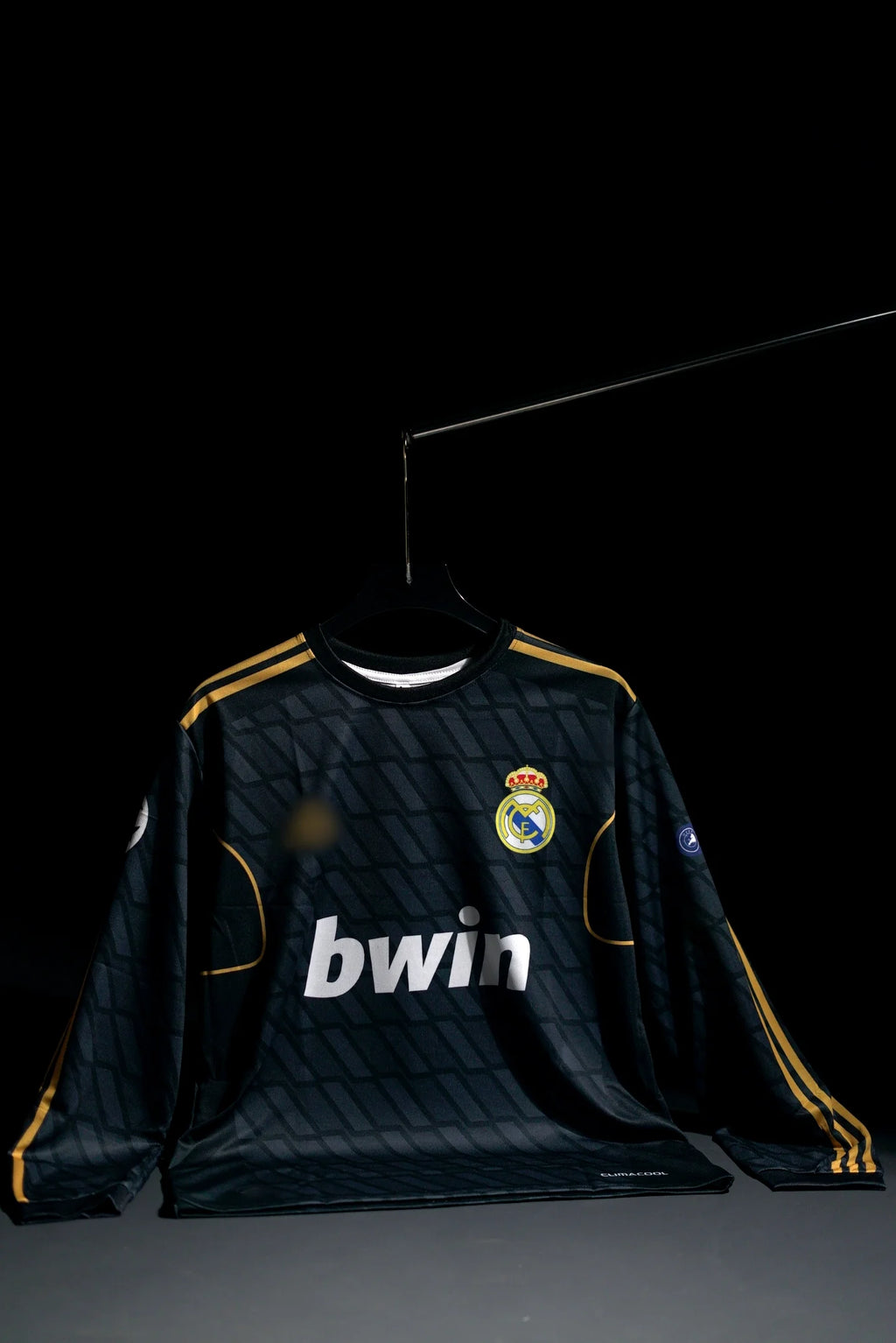Real Madrid | SERGIO RAMOS #4 | 2011-12 | Away Kit | bwin | Retro Design | Black | Full Sleeve Fit