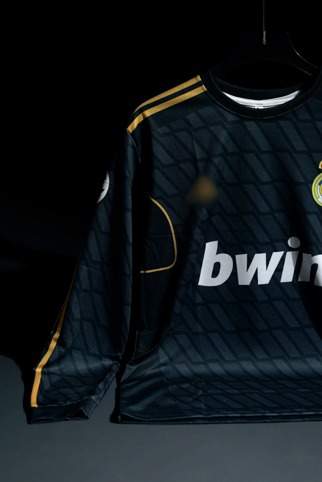 Real Madrid | SERGIO RAMOS #4 | 2011-12 | Away Kit | bwin | Retro Design | Black | Full Sleeve Fit