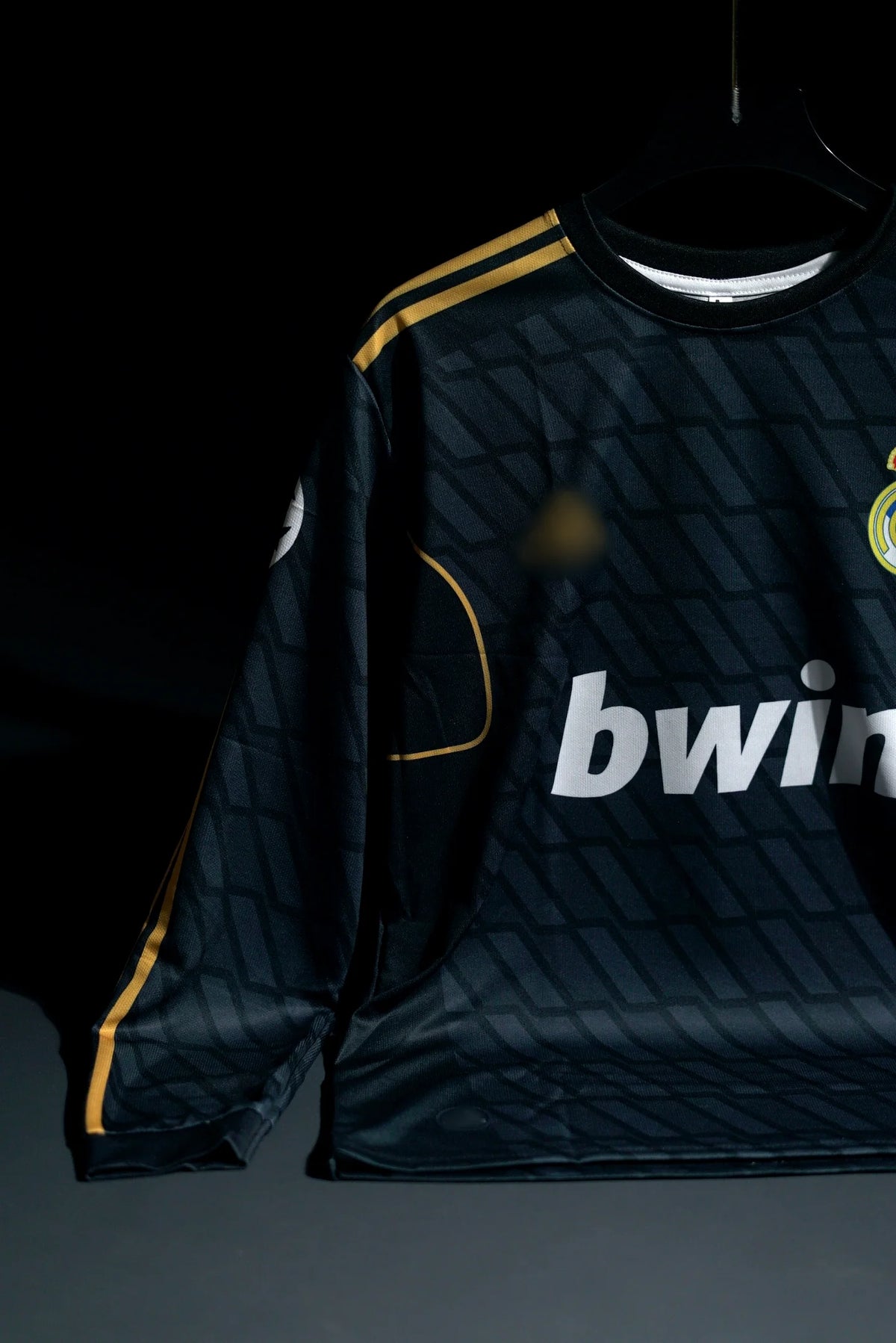 Real Madrid | SERGIO RAMOS #4 | 2011-12 | Away Kit | bwin | Retro Design | Black | Full Sleeve Fit