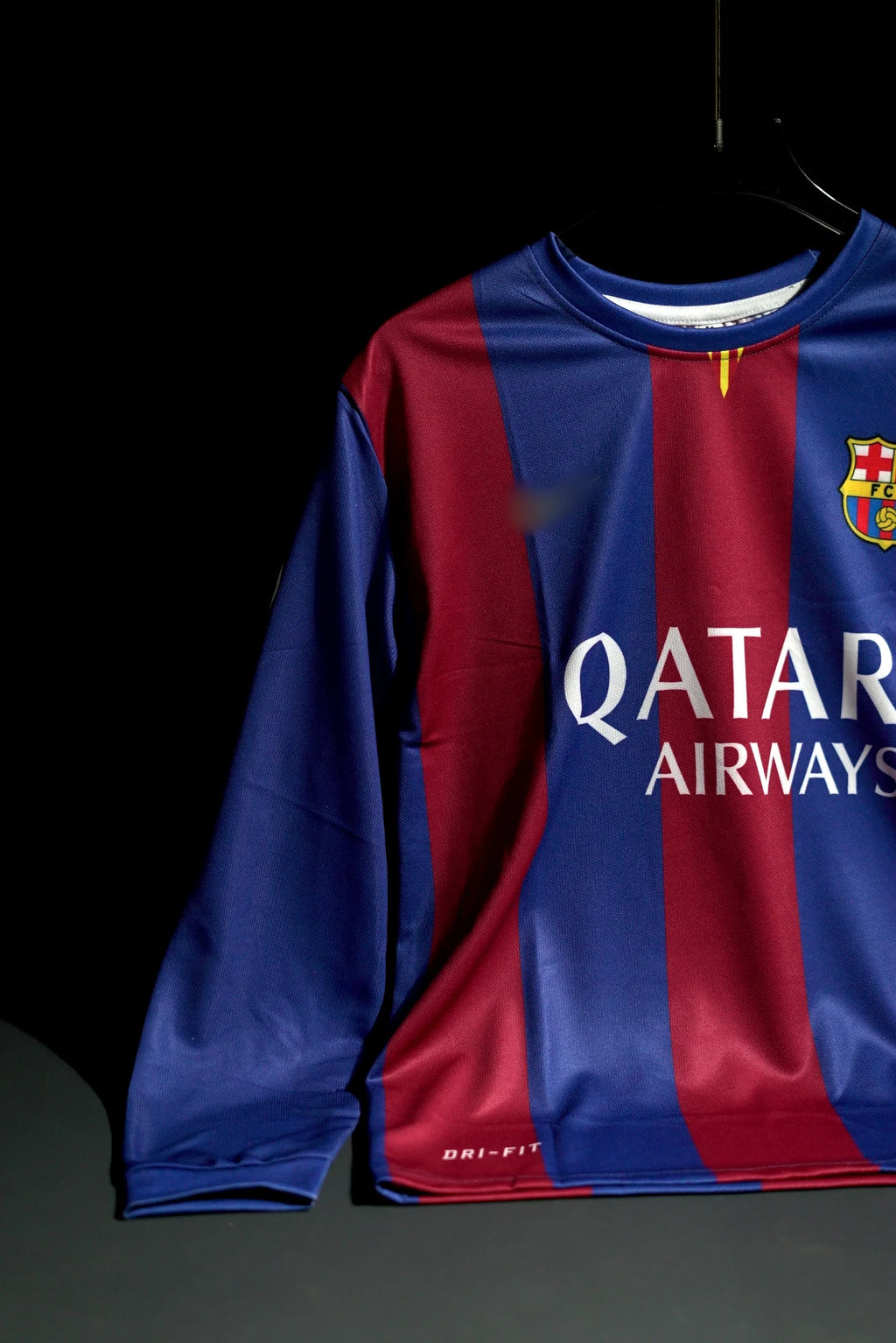 FC Barcelona | NEYMAR JR #11 | 2014-15 | Home Kit | Qatar Airways | Retro Design | Red & Blue | Full Sleeve Fit
