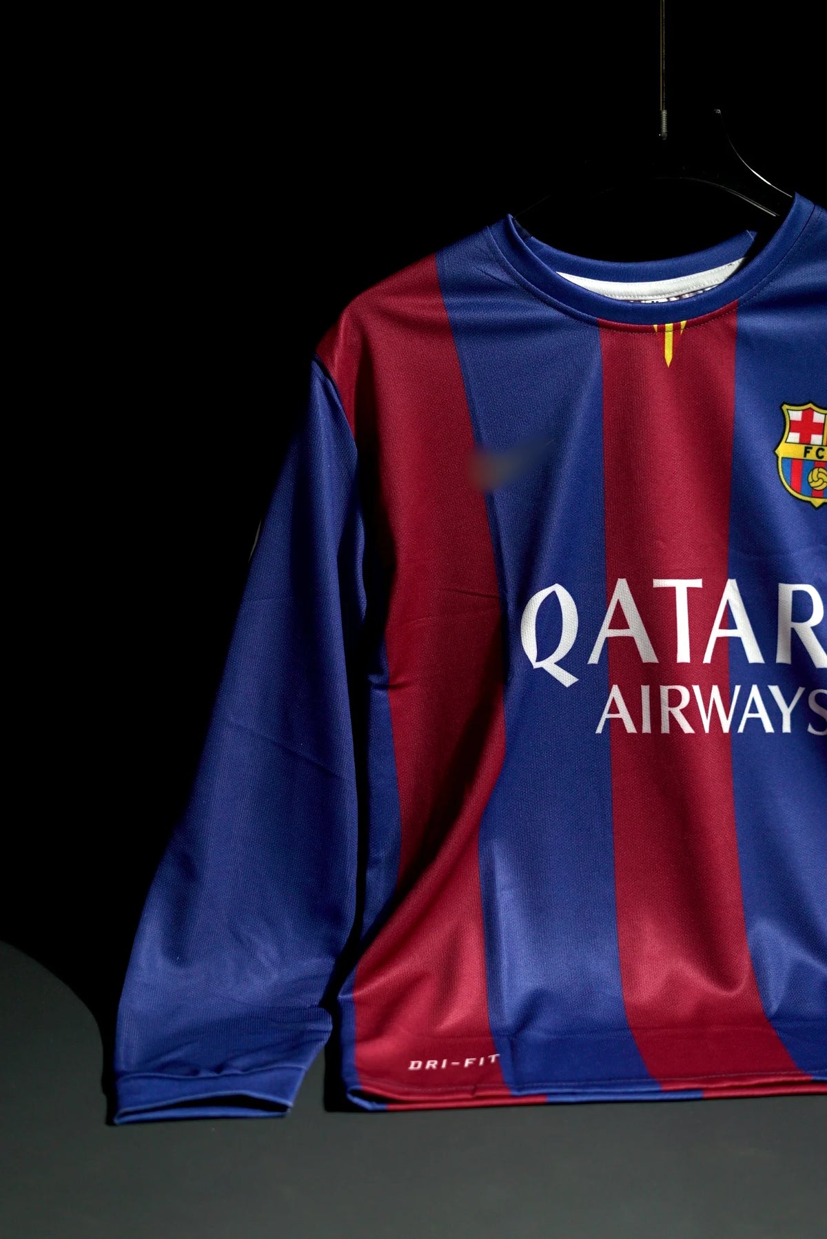 FC Barcelona | NEYMAR JR #11 | 2014-15 | Home Kit | Qatar Airways | Retro Design | Red & Blue | Full Sleeve Fit